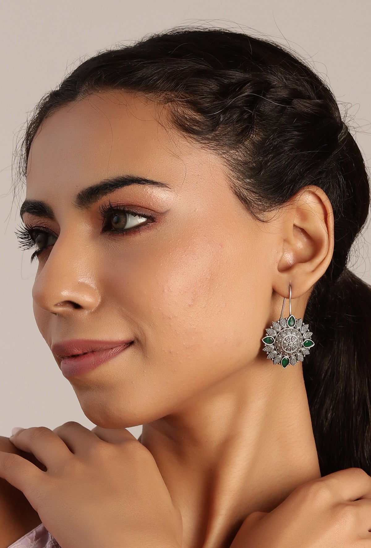 Emerald Gleam Hook Earrings