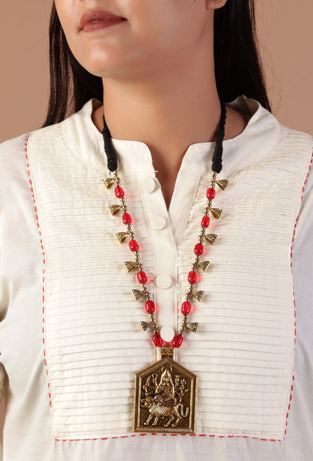 Maa Durga Elegance Pearl Necklace