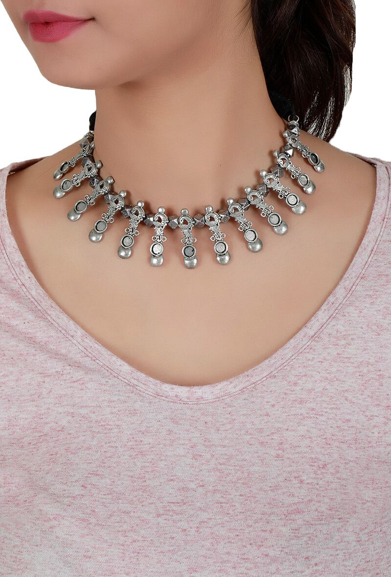 Marvolo German Silver Embellished Necklace