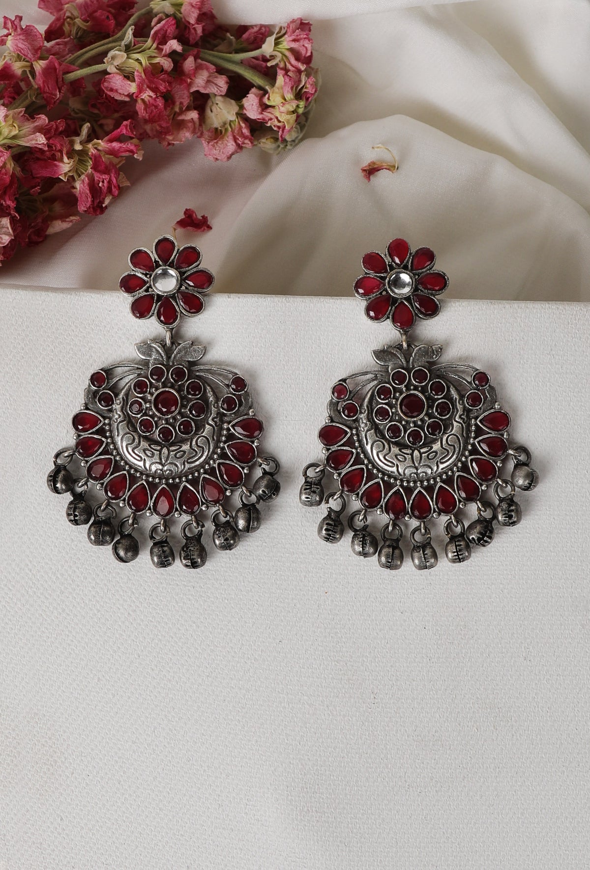 Red Kundan Oxidized Ghungroo Chandbalis