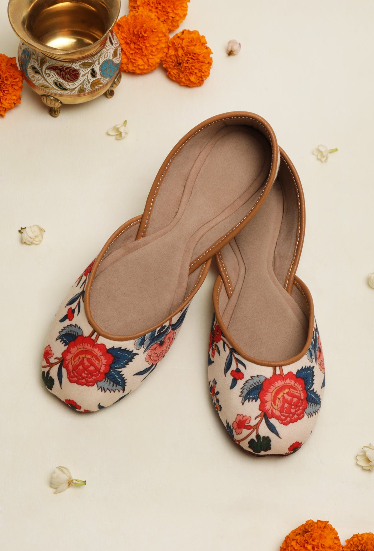 Coral And Blue Floral Chintz Jutti