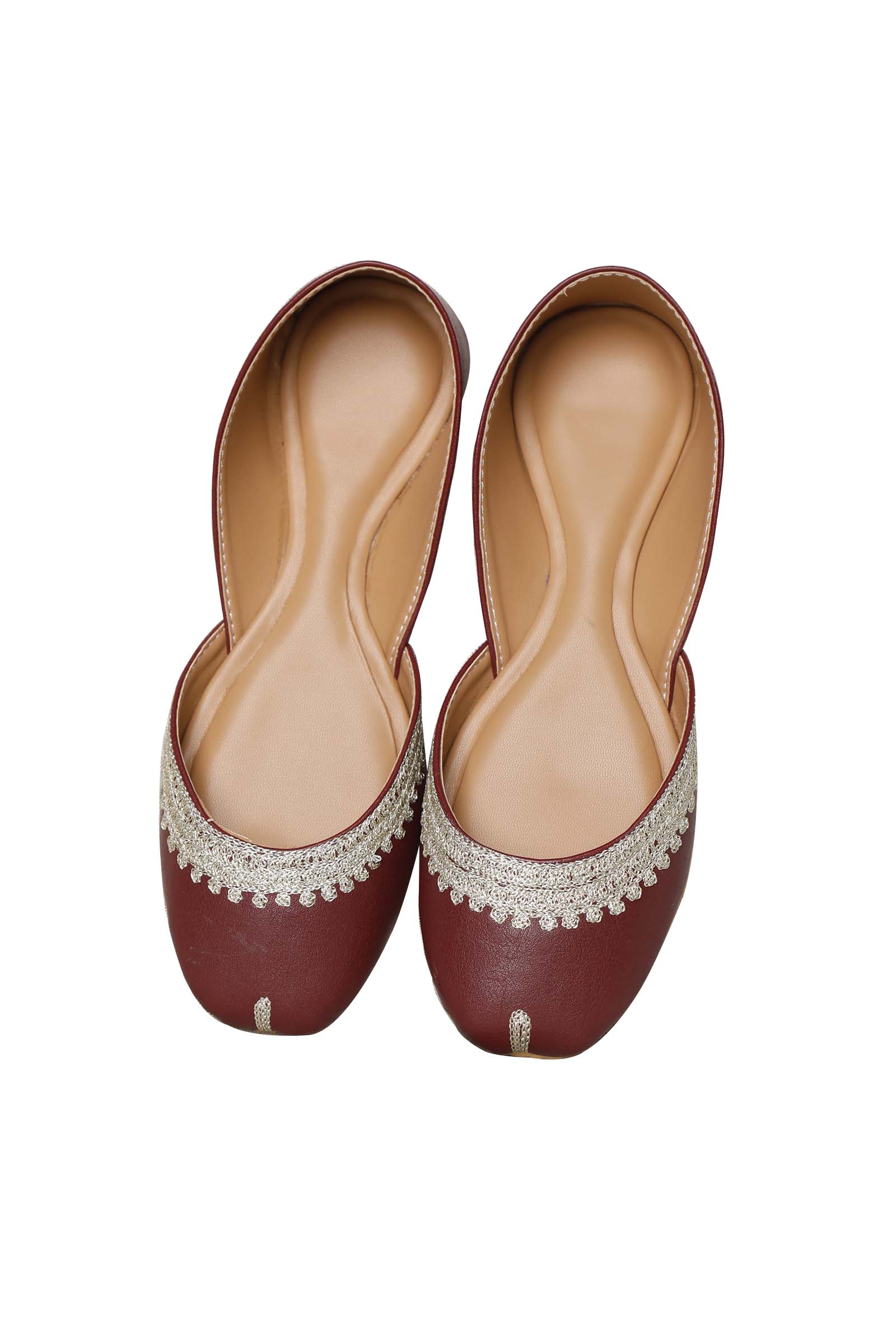 Maroon Embroidered Cruelty-Free Leather Juttis
